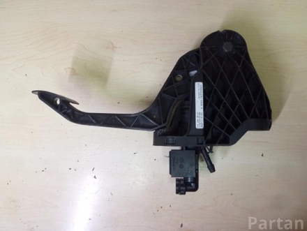 VW 3C2 721 059 BJ / 3C2721059BJ PASSAT (362) 2011 Clutch Pedal