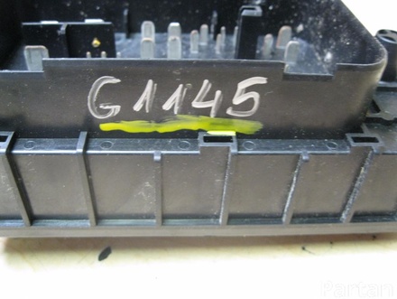 VW 3C0 937 125 / 3C0937125 PASSAT (3C2) 2006 Fuse Box