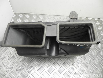 MERCEDES-BENZ A 212 830 22 00 / A2128302200 E-CLASS (W212) 2013 Air distribution housing