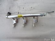 FORD CM5G-9H487-HA / CM5G9H487HA FOCUS III 2013 Fuel rail