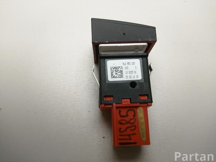 SKODA 5L0 953 235 / 5L0953235 YETI (5L) 2012 Emergency light/Hazard switch