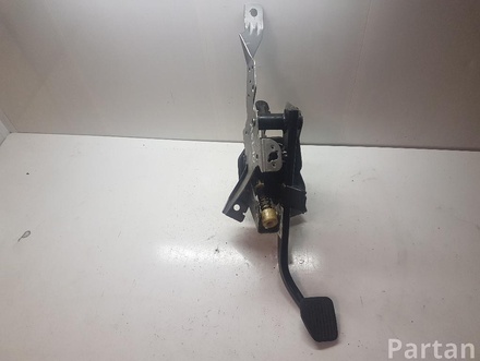 VOLVO 8N51-7B633 / 8N517B633 C30 2007 Clutch Pedal