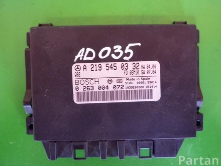 MERCEDES-BENZ A 219 545 03 32 / A2195450332 CLS (C219) 2005 Control unit for park assist