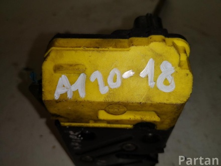 VOLVO 9485043 V70 II (SW) 2000 Motor for door close Left Front