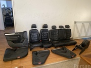 VOLKSWAGEN TOUAREG (7P5) 2012 Set of seats Door trim panel Armrest 