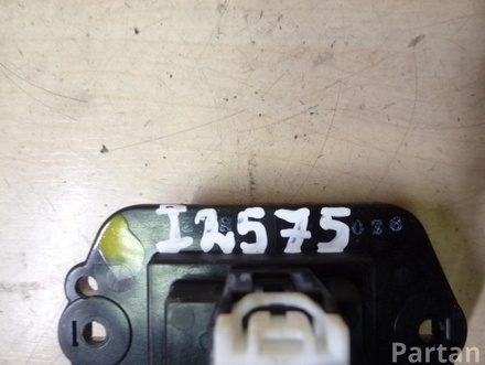 MAZDA PM010010B 6 Estate (GH) 2011 Resistor