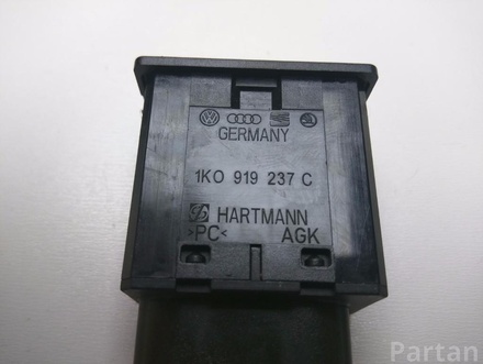 AUDI 8K0 909 131 D, 1K0 919 237 C / 8K0909131D, 1K0919237C A4 (8K2, B8) 2012 Lock Set