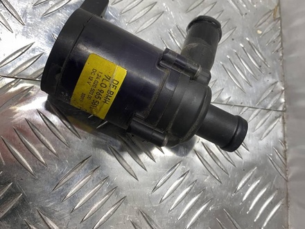 PORSCHE 7L0965561L CAYENNE (92A) 2012 Water Pump