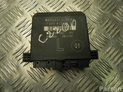 MERCEDES-BENZ A 203 820 65 26 / A2038206526 C-CLASS (W203) 2006 Control unit for door