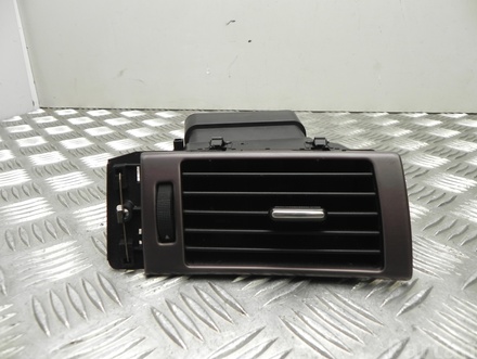 AUDI 4B1 820 902 / 4B1820902 A6 (4B2, C5) 2000 Air vent