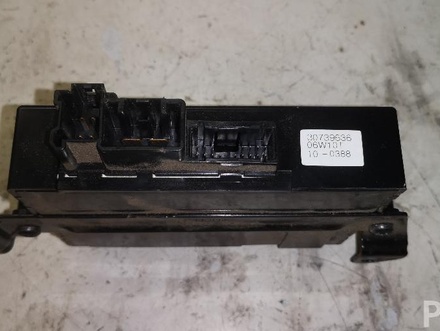 VOLVO 30739636 XC90 I 2006 Memory switch for seat adjustment