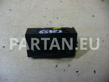 OPEL 13301888 ZAFIRA TOURER C (P12) 2012 Switch for electric windows