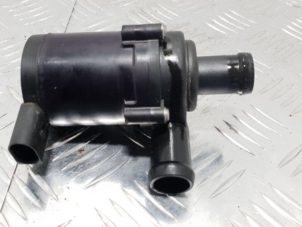 PORSCHE 7L0965561L CAYENNE (92A) 2011 Water Pump