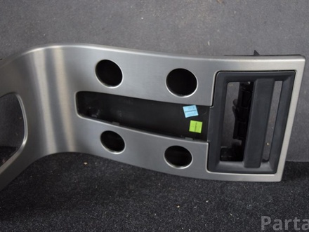 VOLVO 30672569 V50 (MW) 2008 Center console