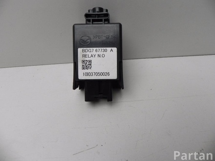 MAZDA BDG7 67730 A / BDG767730A 3 (BL) 2010 Relays